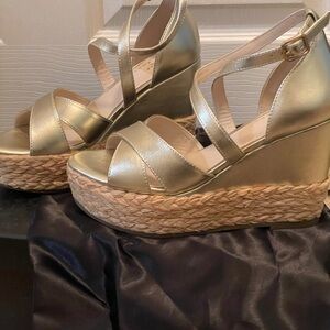 Elegant Gold Wedge Sandals